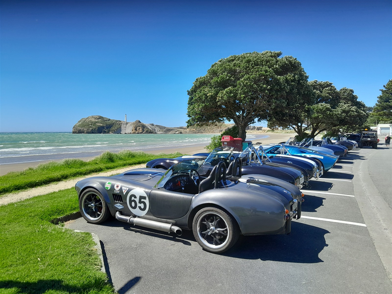 Auckland ~ Tuesday, 25 February